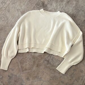 Free People Cropped White chunky sweater